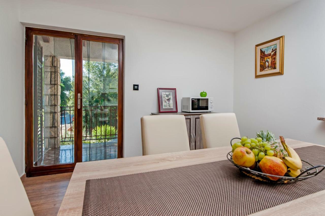 Apartment Nika روفينج المظهر الخارجي الصورة