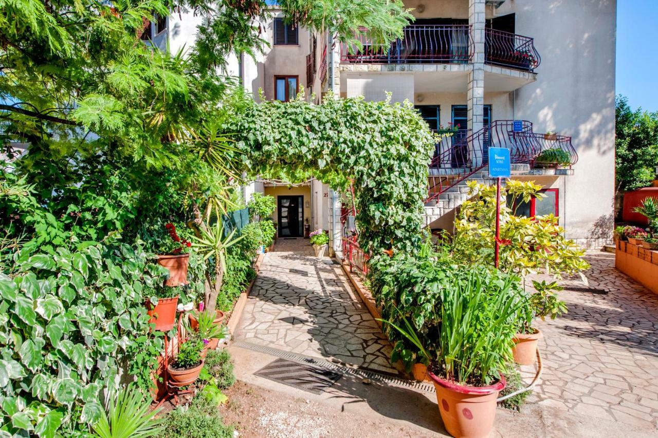 Apartment Nika روفينج المظهر الخارجي الصورة