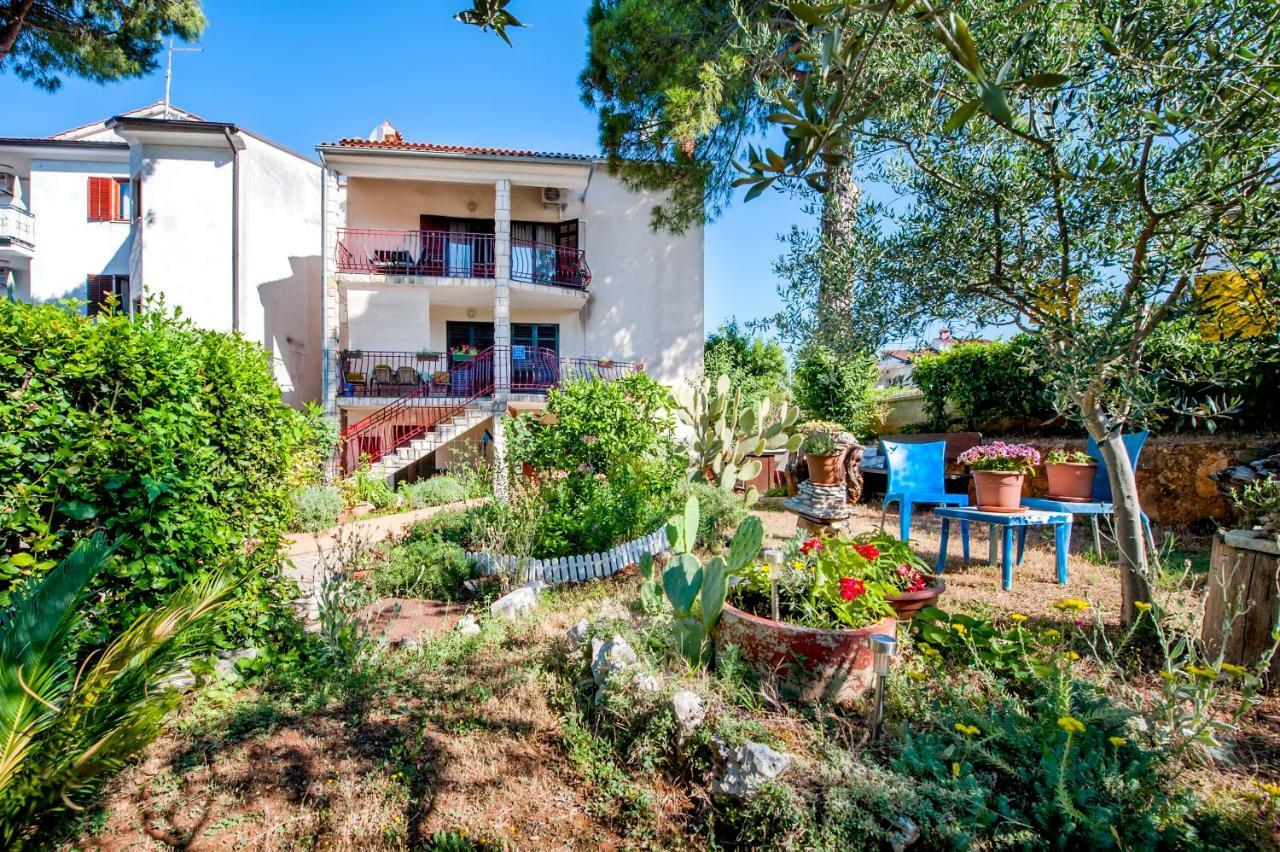 Apartment Nika روفينج المظهر الخارجي الصورة